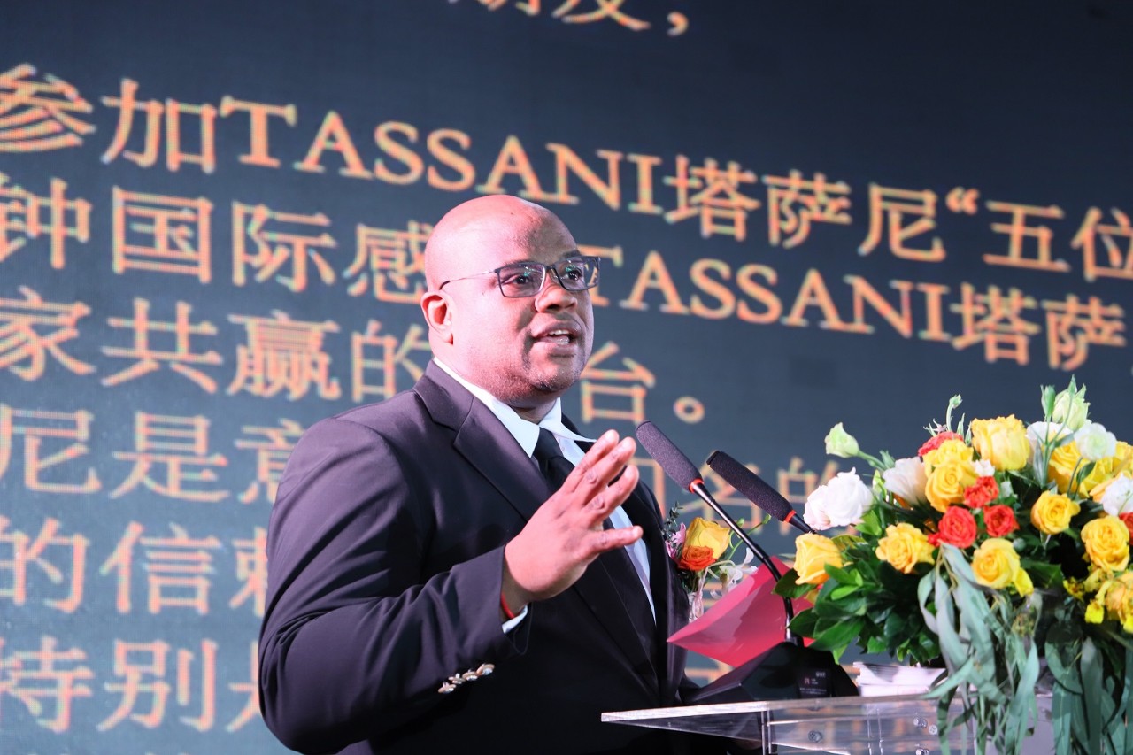 大本钟国际营销服务有限公司董事长、TASSANI国际公共关系高级顾问Blackett Lan