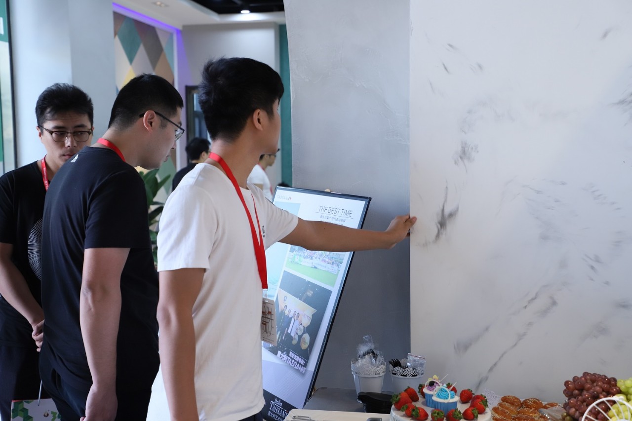 陶博会设计师游学团莅临TASSANI塔萨尼展厅参观
