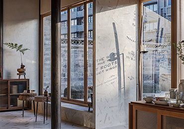 谈一谈进口艺术万博manbetx网站和我国艺术万博manbetx网站