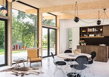 艺术万博manbetx网站加盟为何挑选进口知名品牌和国内有差别么？