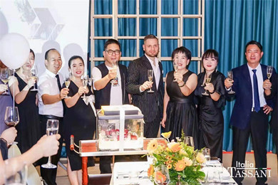 TASSANI ▏入华“七迹”周年庆典浪漫演绎,美学探索,灿然启程