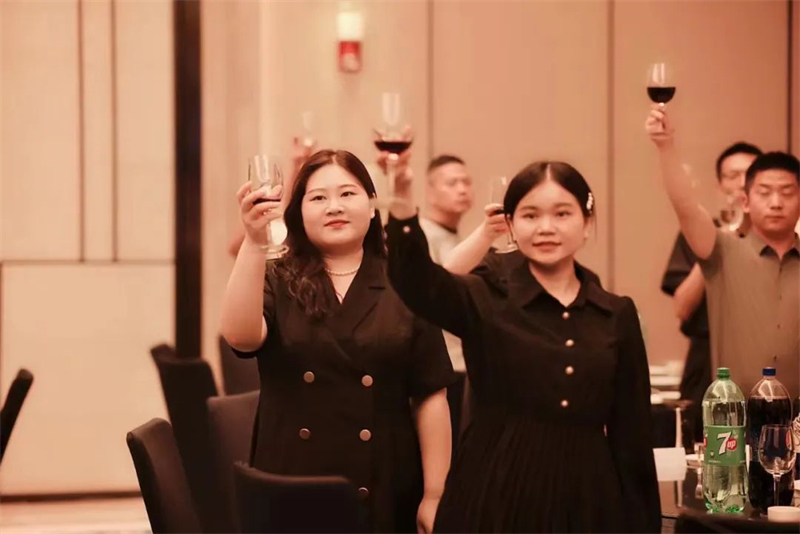 TASSANIVIP客户感恩答谢会